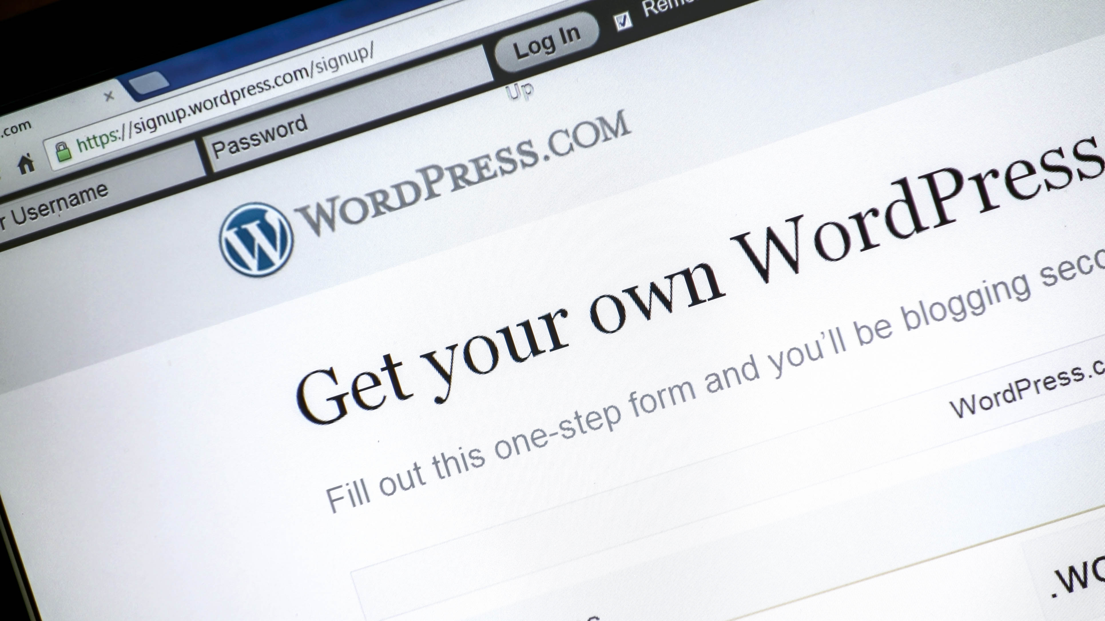 Anmeldeseite von WordPress mit Eingabefeldern für Benutzername und Passwort.