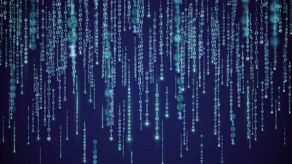 Digitale Darstellung von fallenden binären Zahlen in Blau- und Grüntönen auf dunklem Hintergrund.